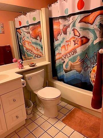 Seaside bathroom