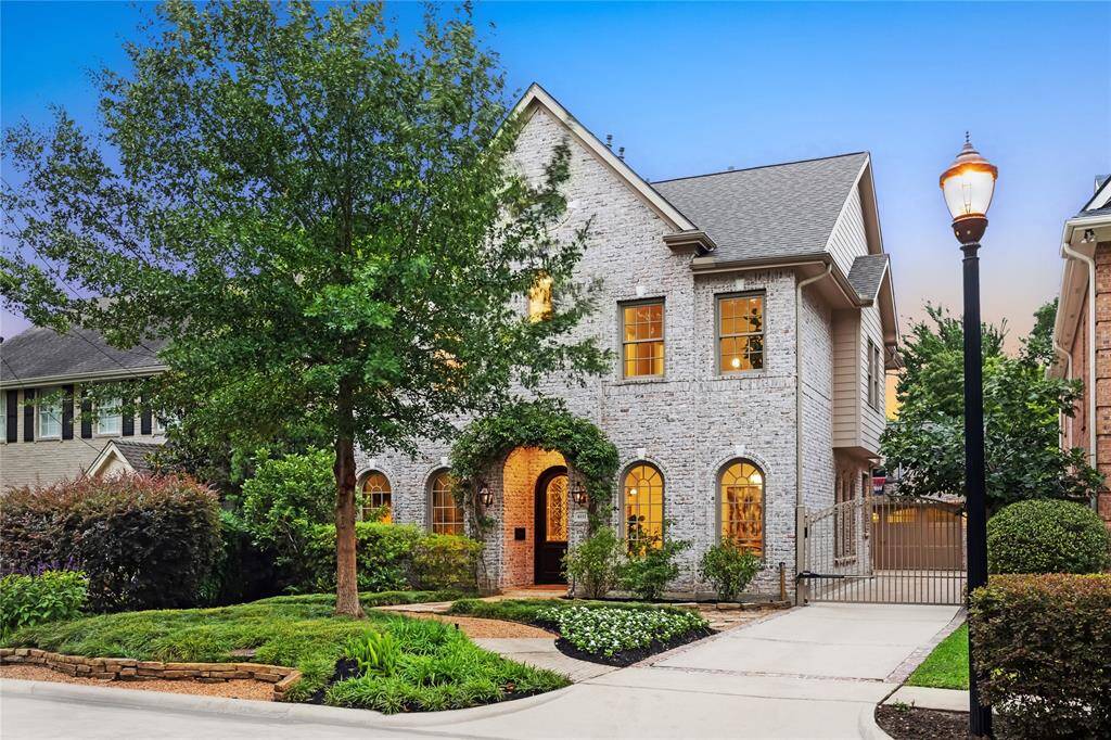 Presenting 6111 Charlotte Street - an inviting West University home located in the coveted Virginia Court section just blocks to Rice Village. 4 bedrooms + 3.5 baths + library + office nook + third floor game room/5th bedroom.