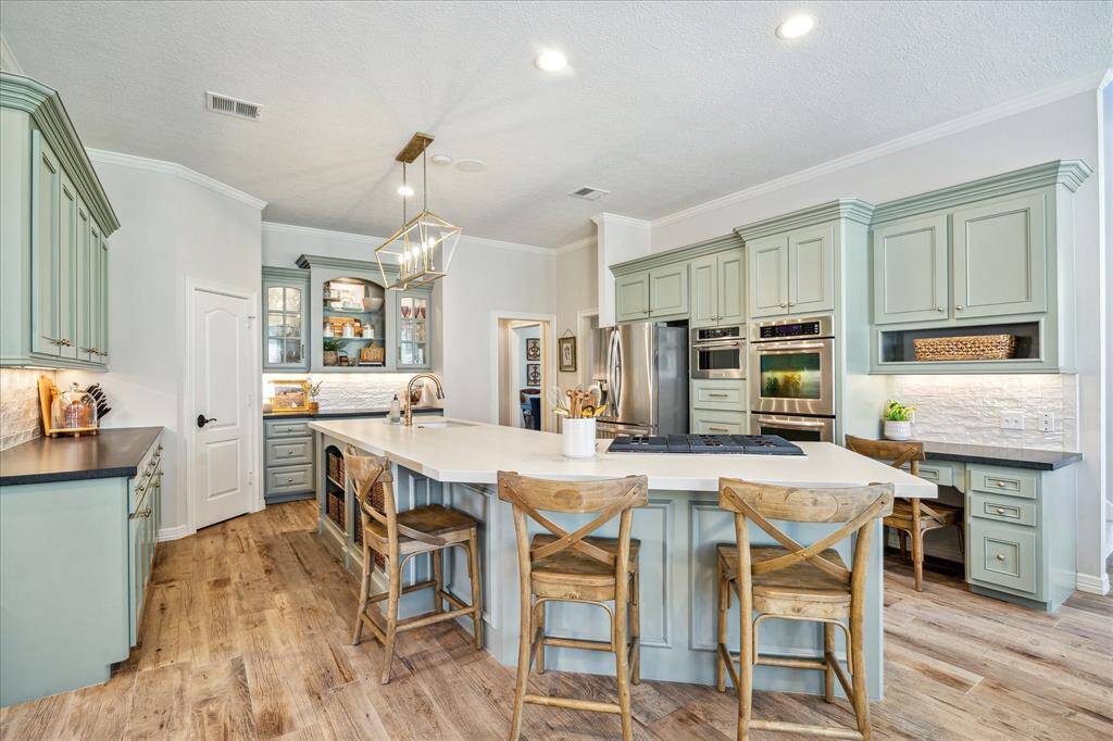 Style Meets Function – Spacious layout, updated appliances, and plenty of prep space.