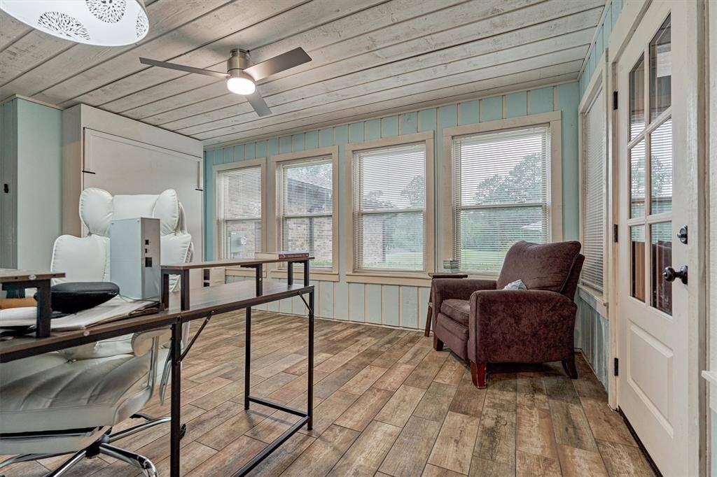 Sunroom/Flex Room offers peaceful golf course views