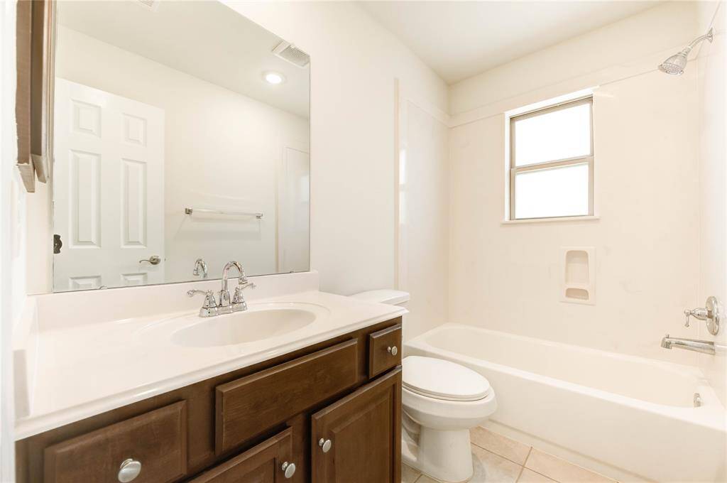 secondary bath