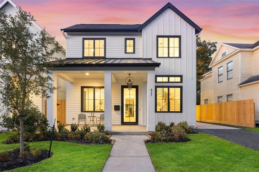 Previous Heights build by Aspire Fine Homes!
