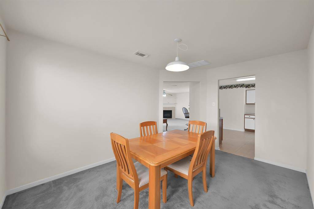 Formal dining conveniently located off the living room and kitchen