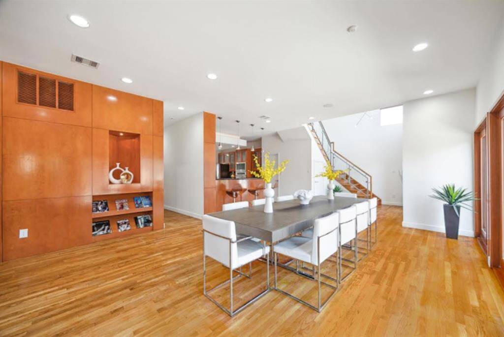 Eat in Kitchen Dining