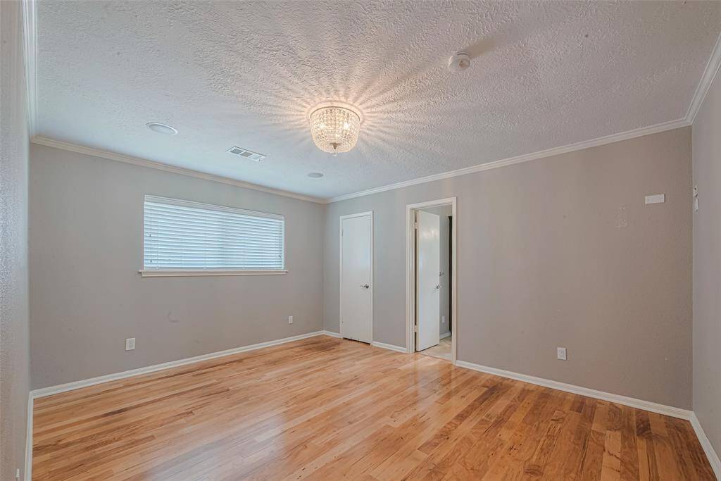 Welcome to the primary suite, with a walk-in closet and en-suite bath.