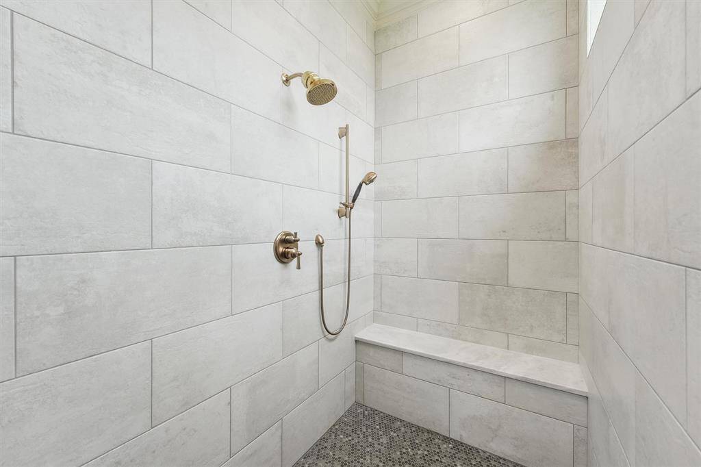 Incredible walk-in shower!