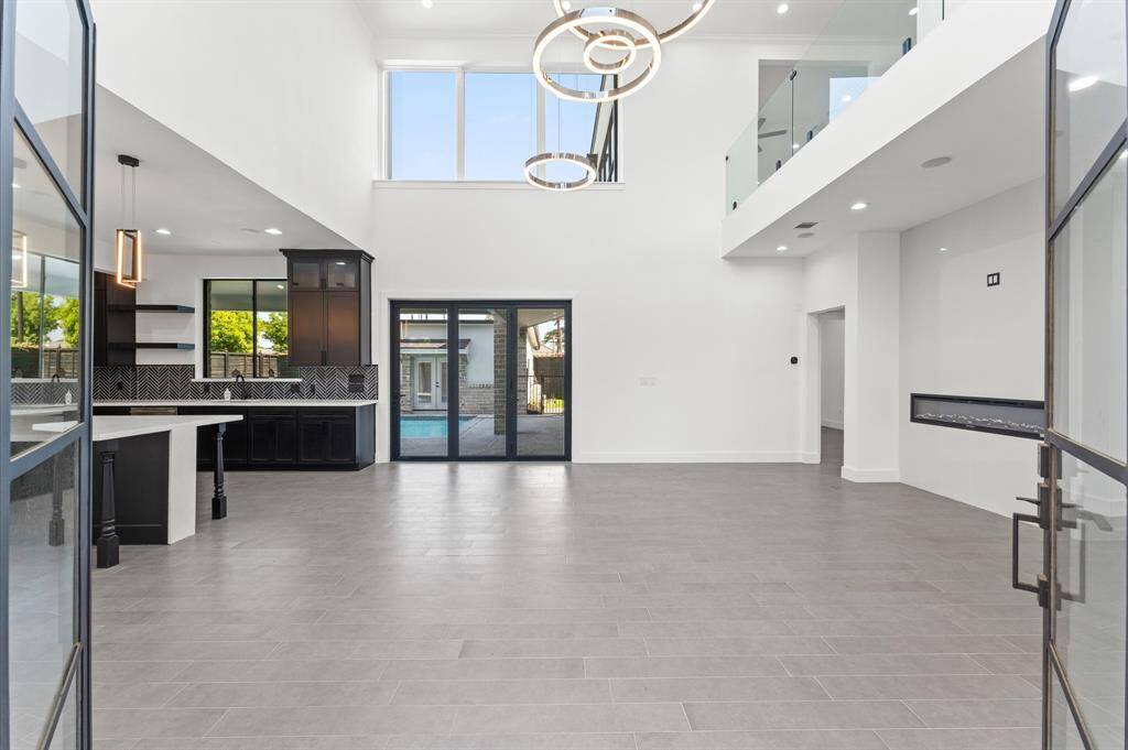 Modern Open Concept
