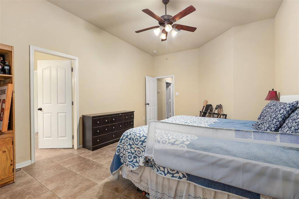 High Ceilings and Ceiling Fan