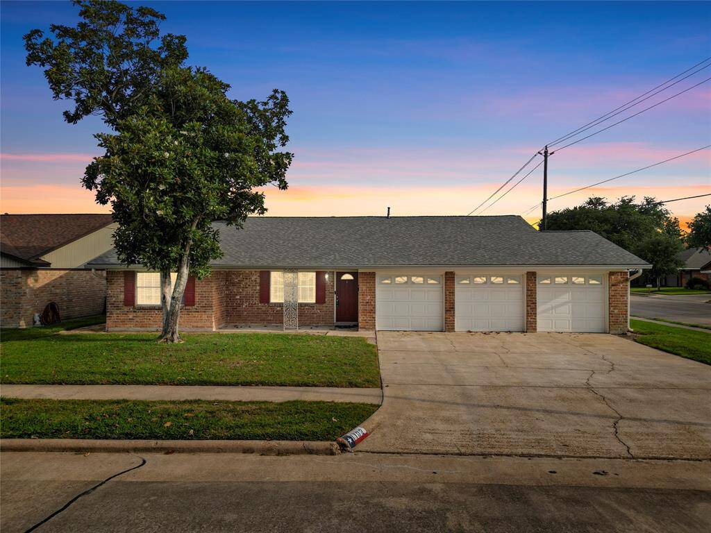 With plenty of upgrades, storage, charm, and flexibility, this home has everything you're looking for. Schedule a tour today!