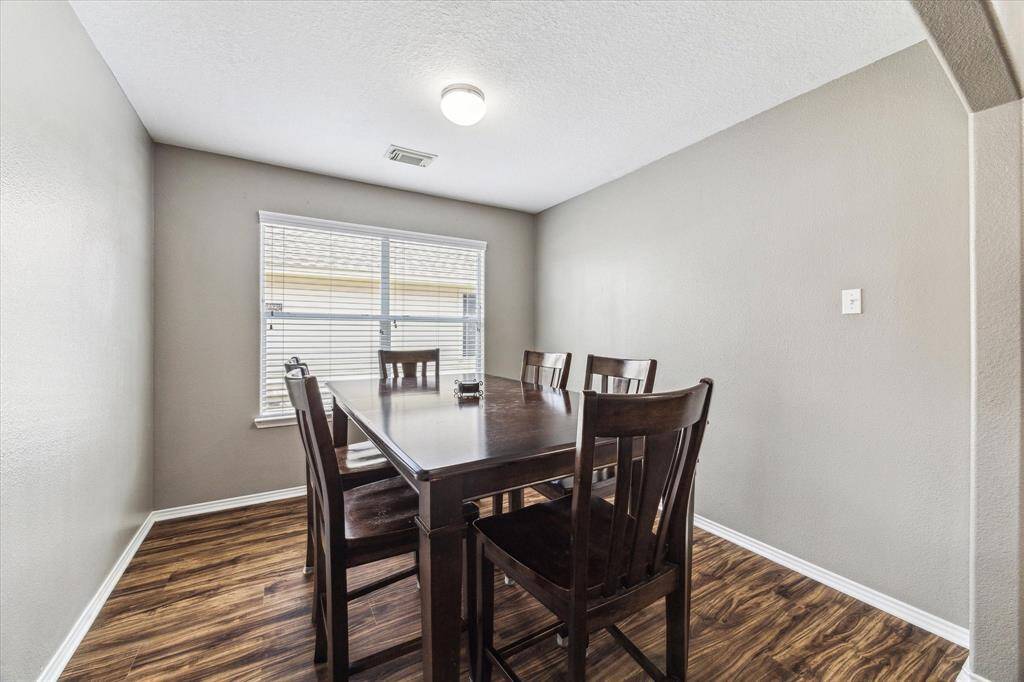Dining Room/Flex Space