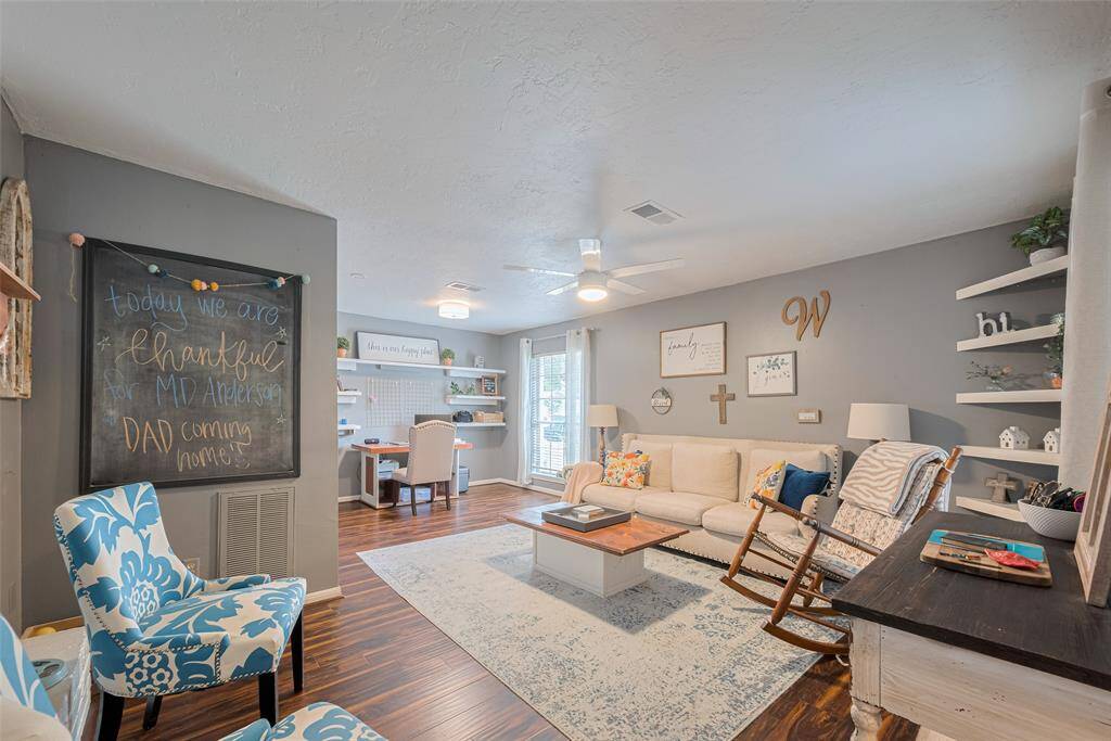 Spacious formal living space off the entry
