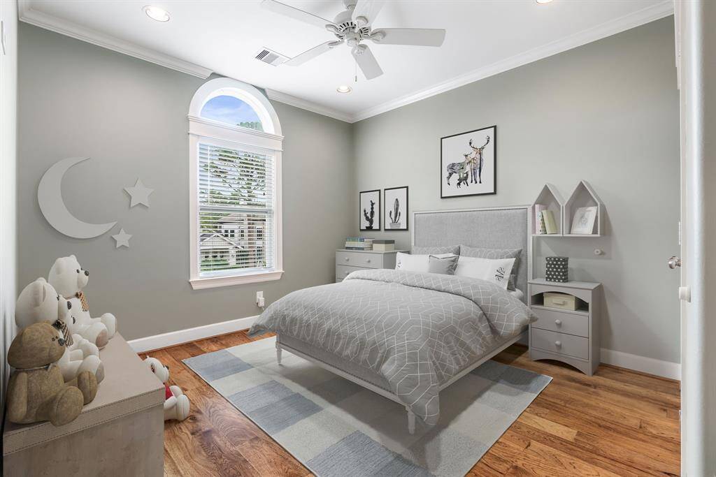 Great height and space for your 1st secondary room.