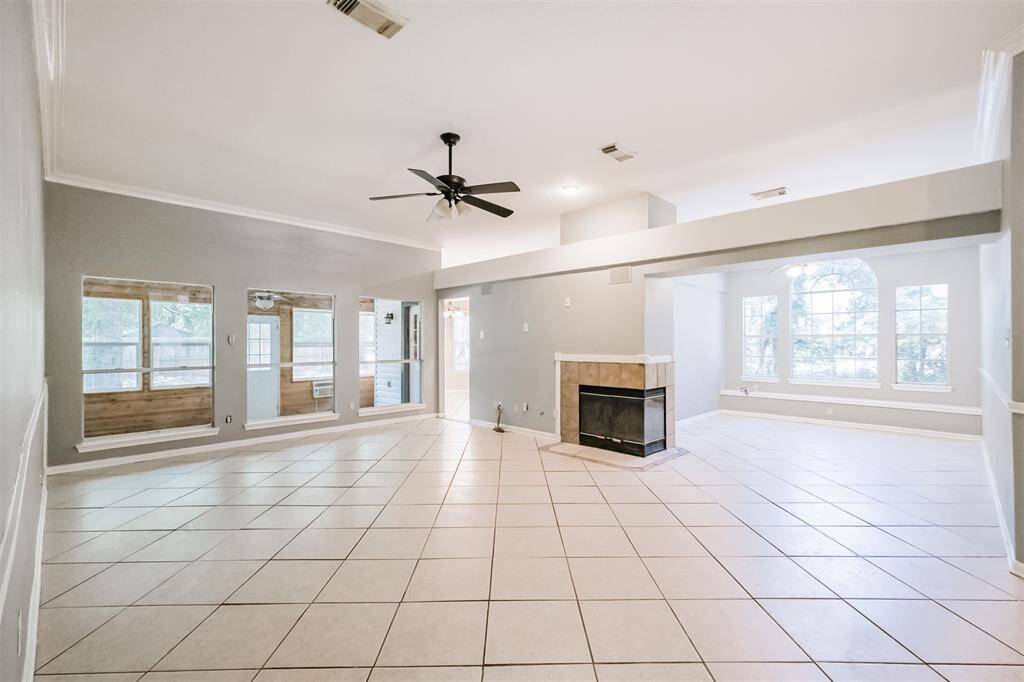 Open floorplan creates a seamless flow between living spaces.