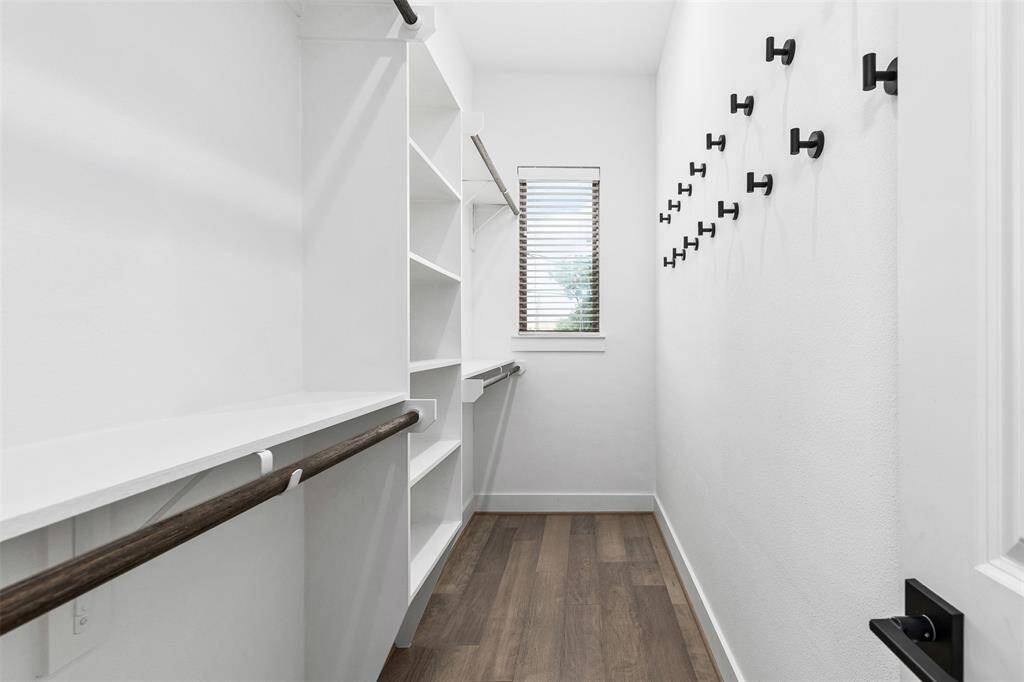 Gorgeous Closet Space