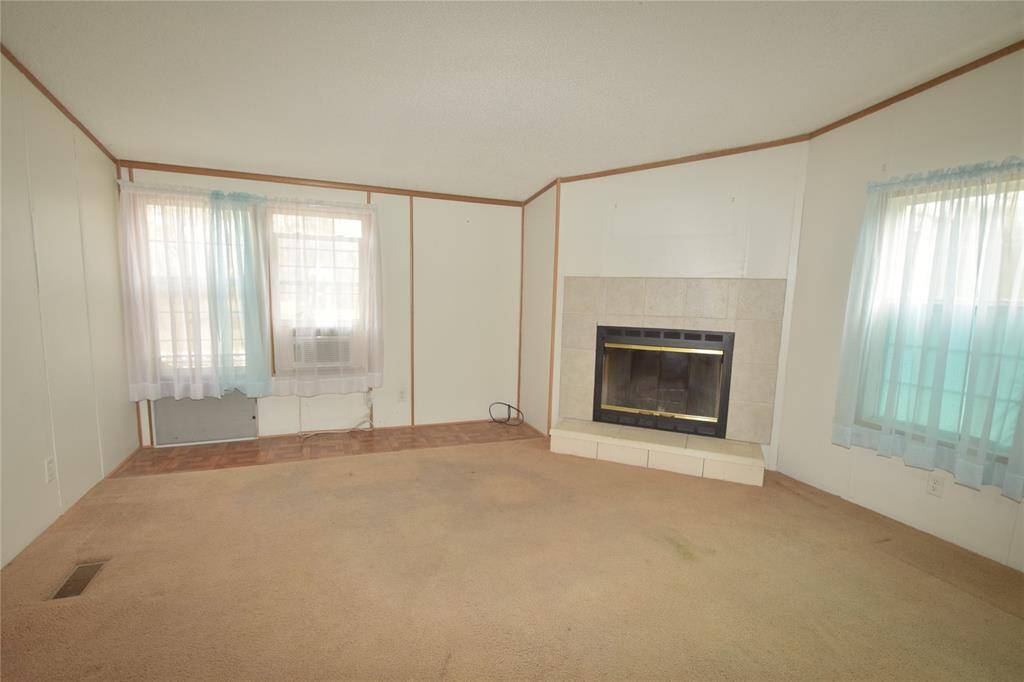 Wood burning fireplace