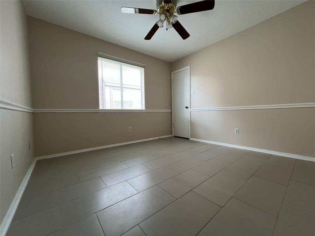 Guest Room 2