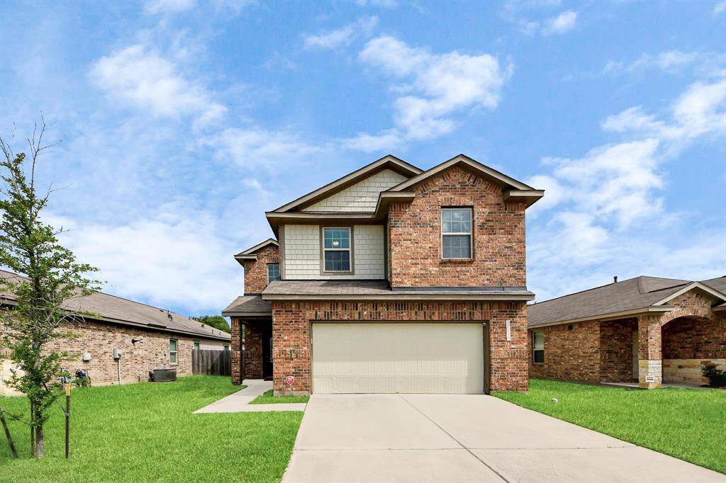 Welcome to 2214 Patriot Bend, Missouri City, TX 77489!