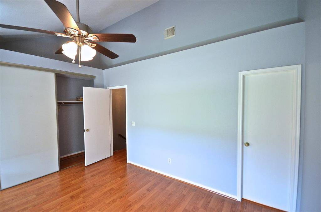 Large closet, door on the right opens to the en-suite full bathroom.