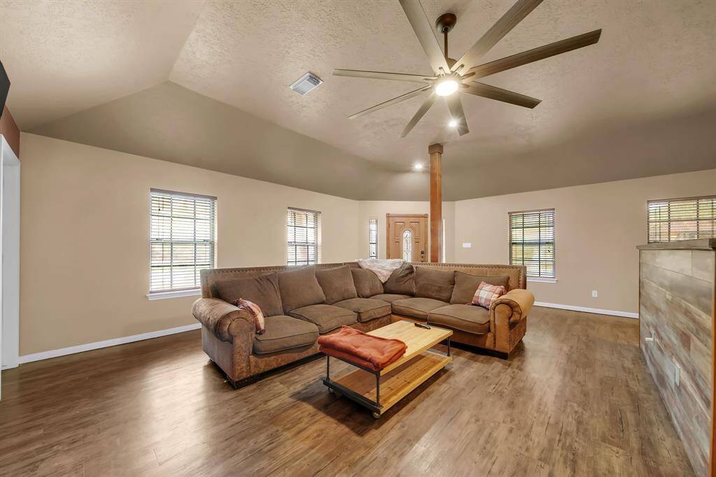 Spacious living room ready for your furnishings.