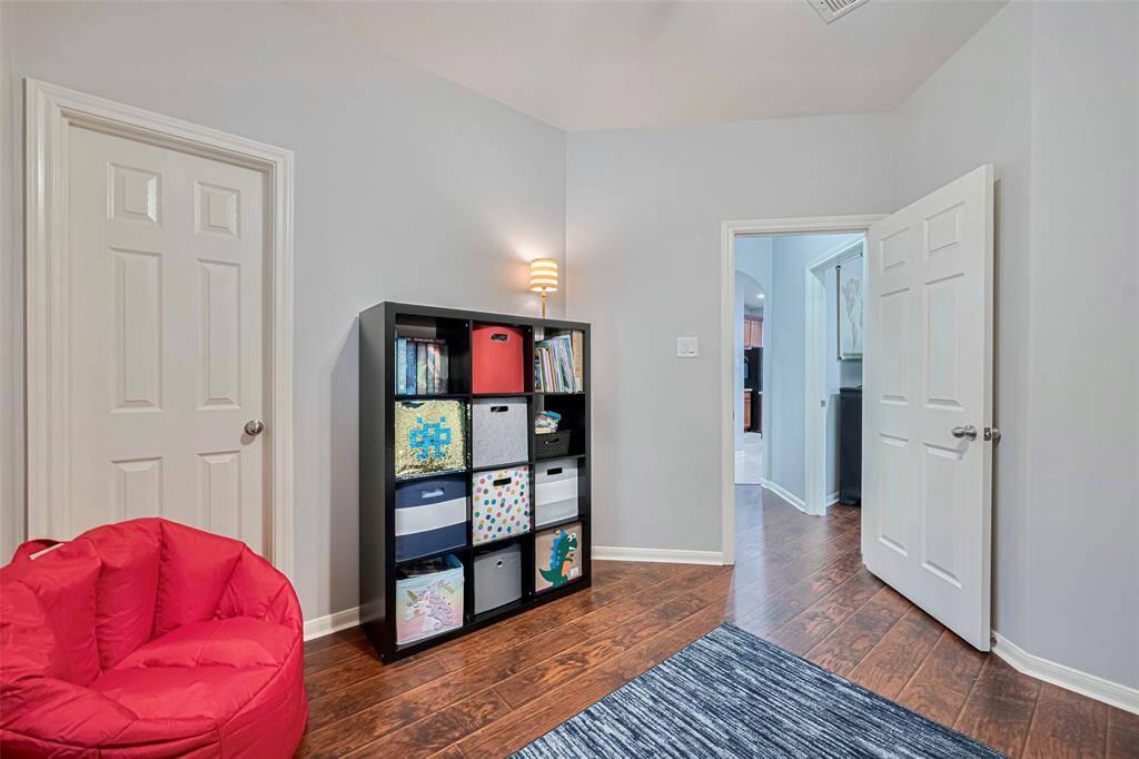Walk in closet.