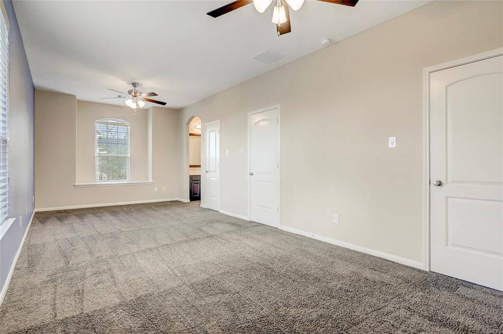 Double sized bedroom upstairs