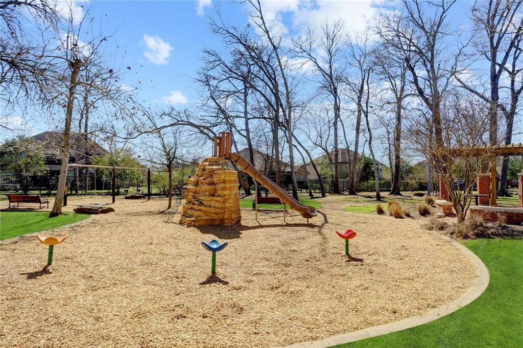 Pecan Estates has its own park!