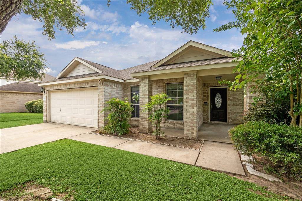 Welcome to 7901 Fallen Oak.