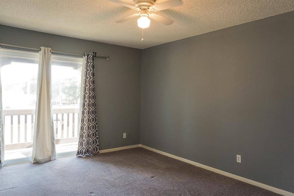 As with all of the bedrooms, this 2nd bedroom is spacious.