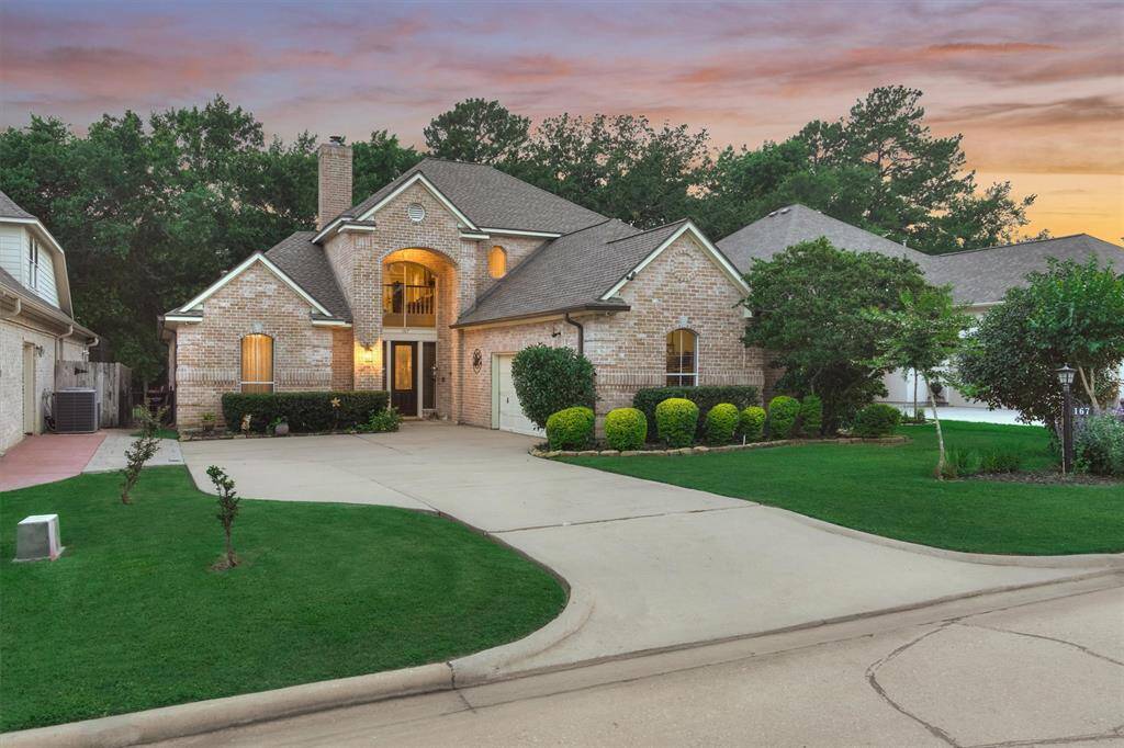 Your new golf course home awaits!