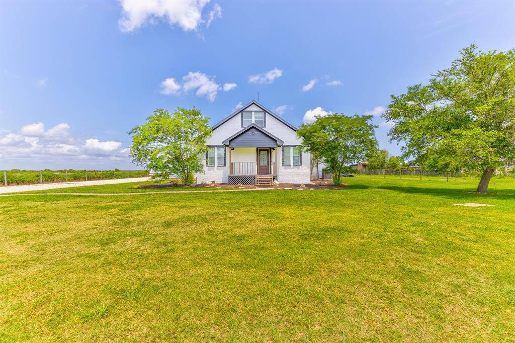 This home is absolutely precious!