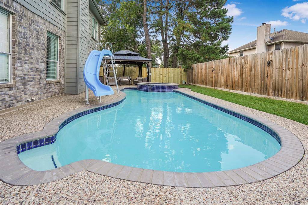 Beautiful pool for the hot summer days.