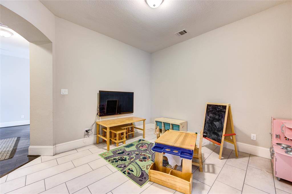 Gamer room or extra living room