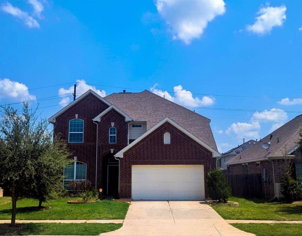 Gorgeous 4-bedroom 3 1/2 baths Katy Home