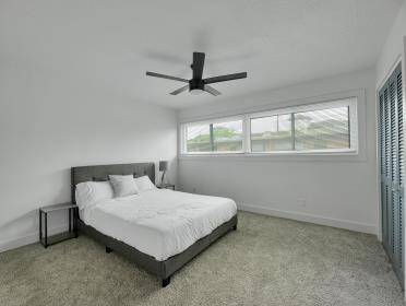 Nice second bedroom.