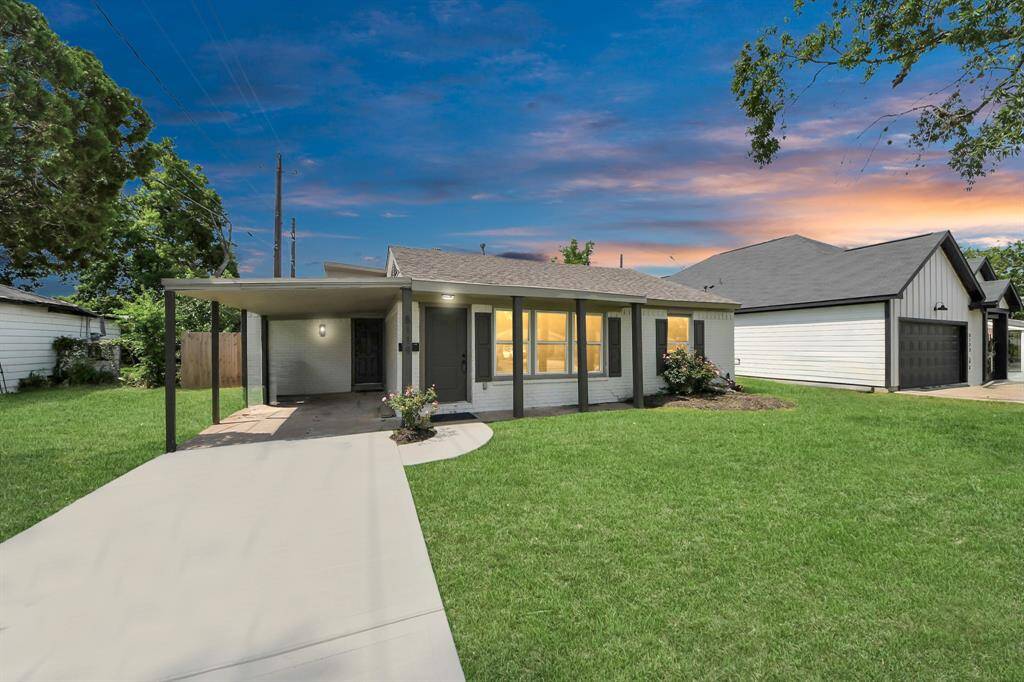 Welcome to 5119 Winnetka Street!