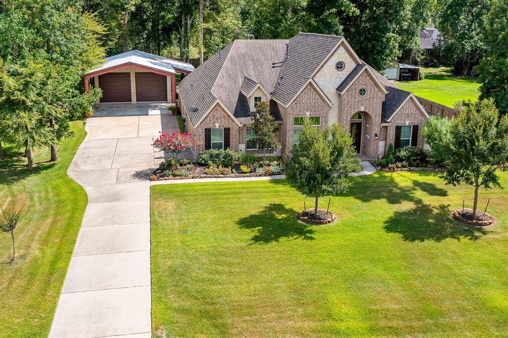 Spacious 0.861 Acre Lot