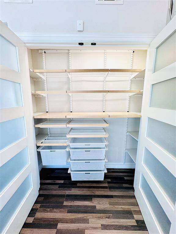 Look at this amazing pantry!