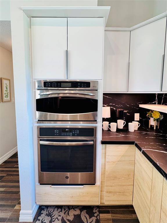 The GE Profile Oven is a true workhorse in the kitchen! The microwave is also a convection oven to expand your cooking choices!
