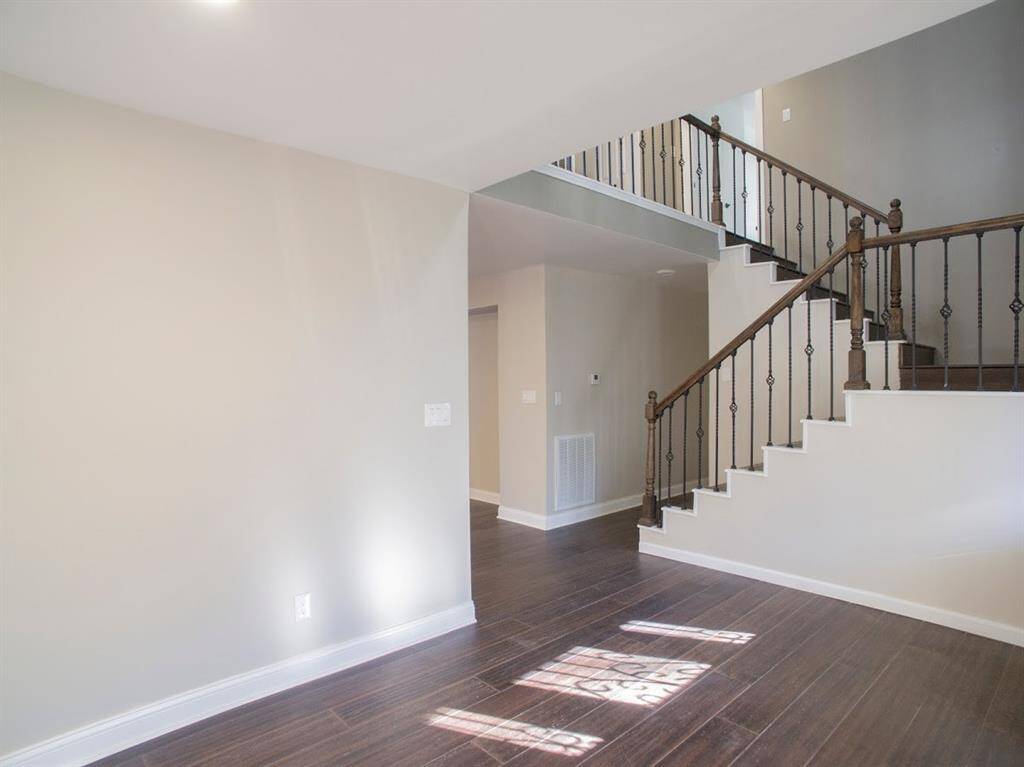 Entrance and stairs.