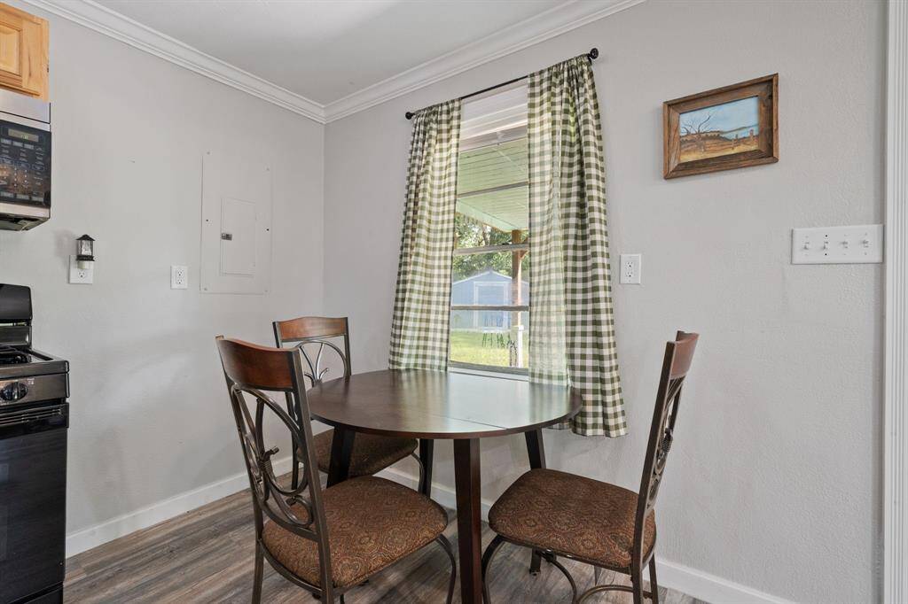 Breakfast area attached to the kitchen and family room.