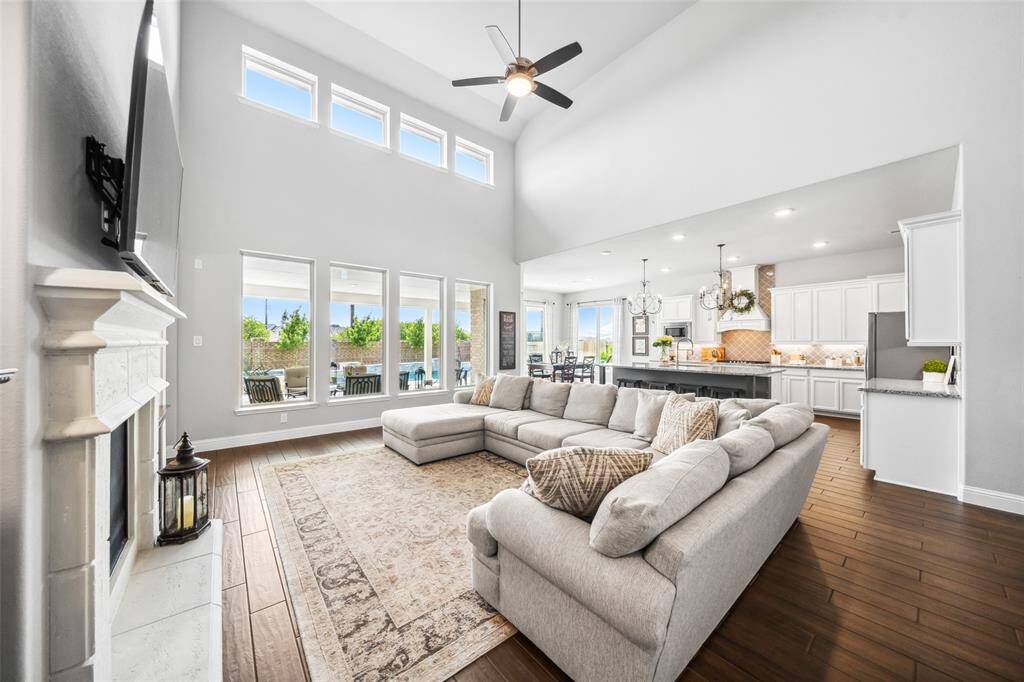 Enjoy the spaciousness of the bright open great room.