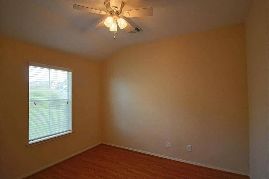 Second guest bedroom