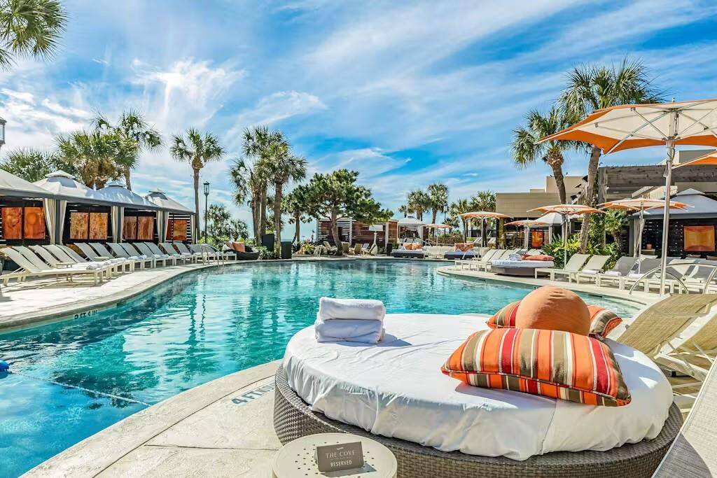 Enjoy full access to the resort-style pool and luxurious amenities at The San Luis.  Order drinks and food poolside.  This is Island living at it's best!!