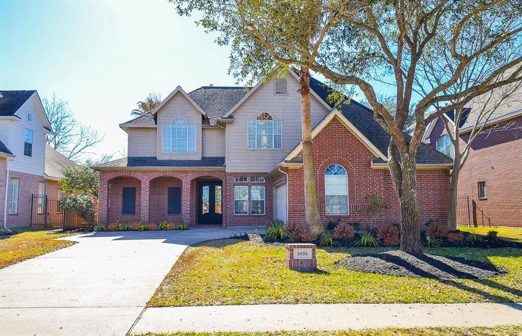 Welcome Home 5835 Stratford Gardens