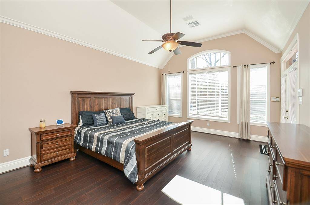 Primary suite
