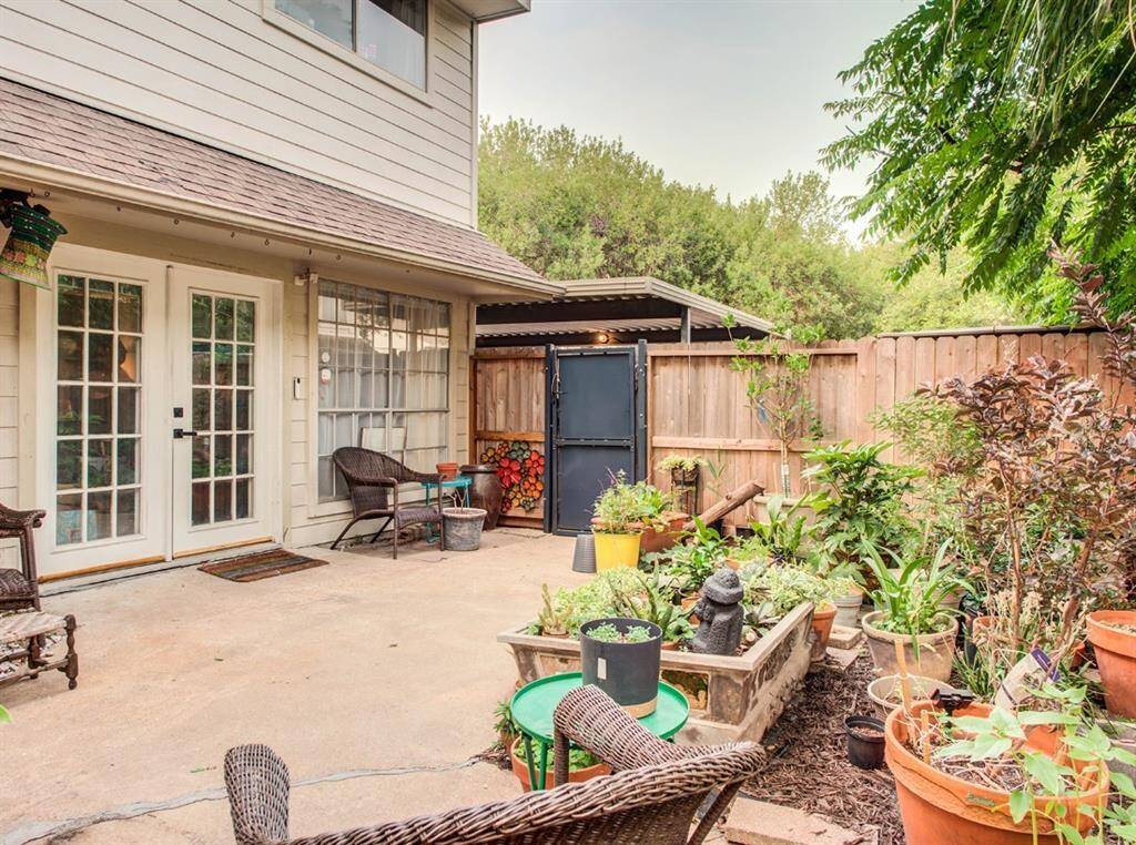 Private patio