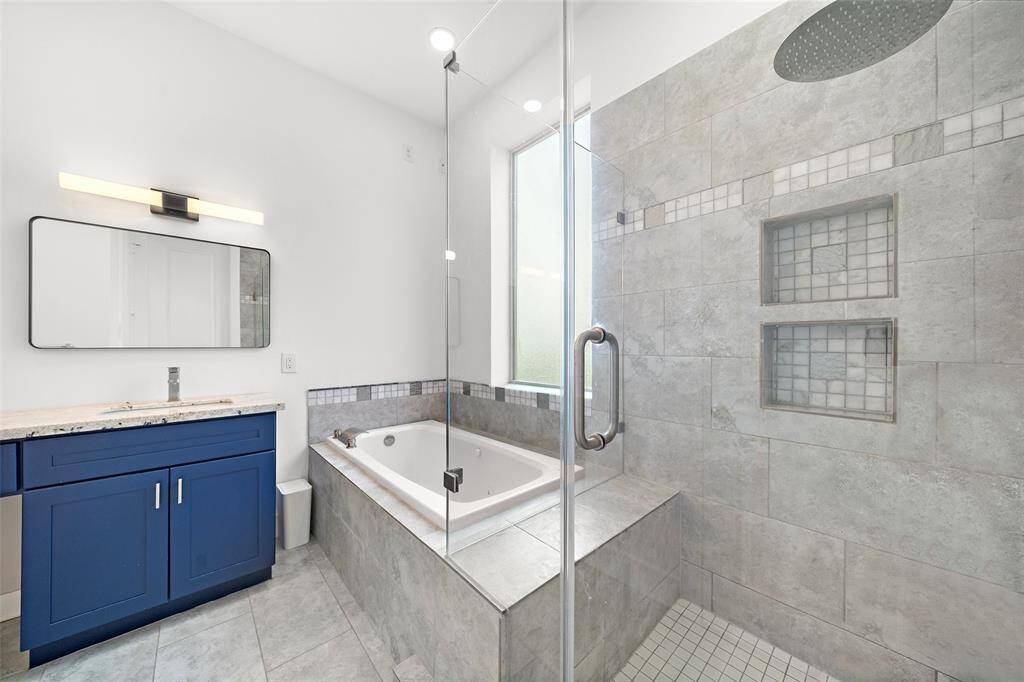 3rd Floor: Bathroom for Primary Suite