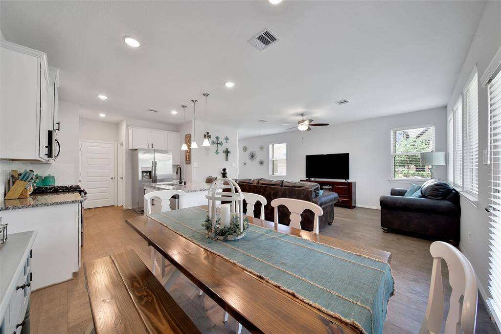 Spacious and open with a natural light just pouring in!
