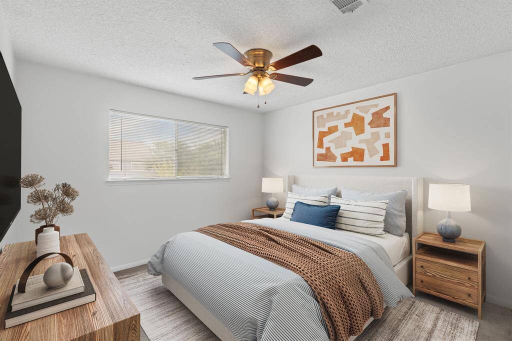 1st Additional Bedroom - 2nd floor Virtually staged