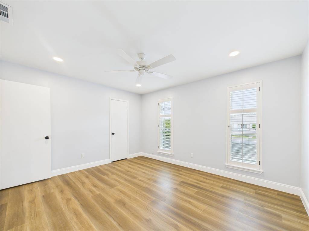 First Bedroom with En-Suite Bath & Walk-in Closet
